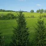 Nocleg ze śniadaniem Lily Garden 3*