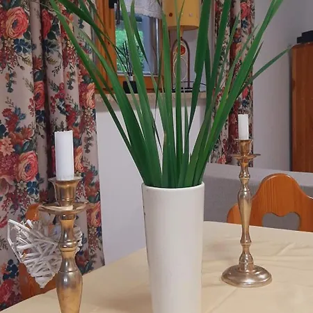 Lily Garden Couette-café Mizerna